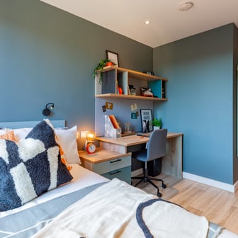 Classic En Suite - Image 4